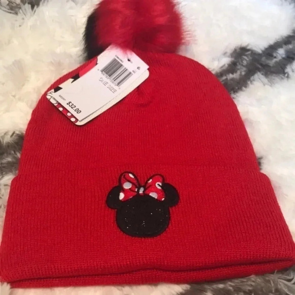 ⭐️⭐️ Adorable Minnie Mouse beanie ⭐️⭐️
BIN 31 - Picture 1 of 3